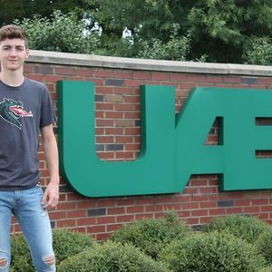 Meet your Posher, Christal